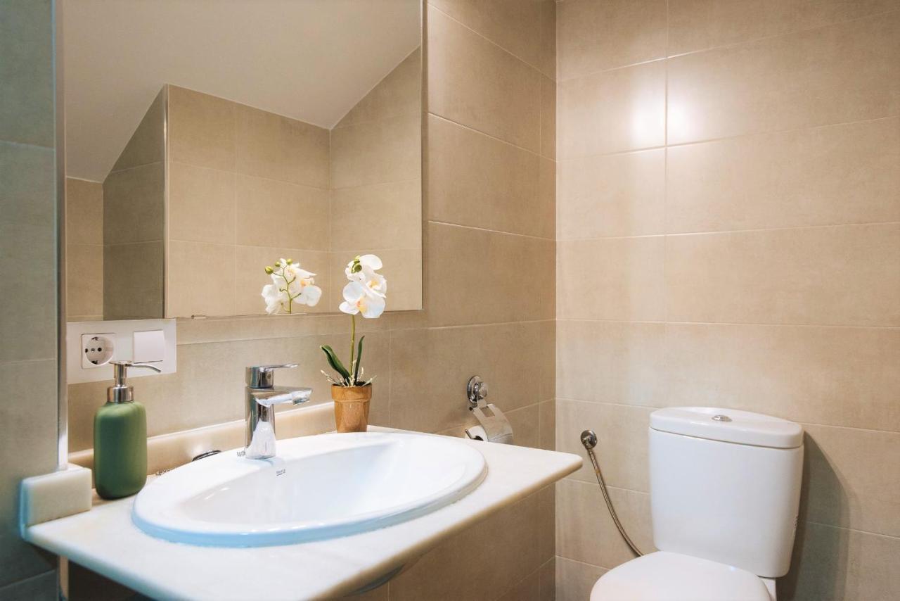 Hostly Rbh0 Modern Apartment Sevilla Kültér fotó