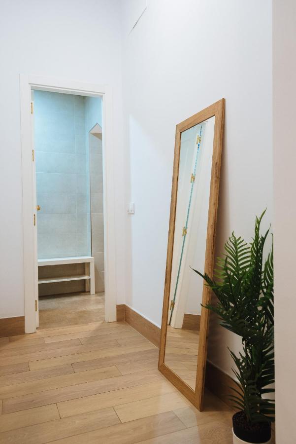 Hostly Rbh0 Modern Apartment Sevilla Kültér fotó